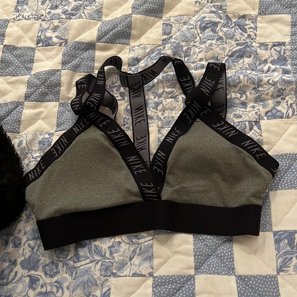 Nike Strappy Sports Bra